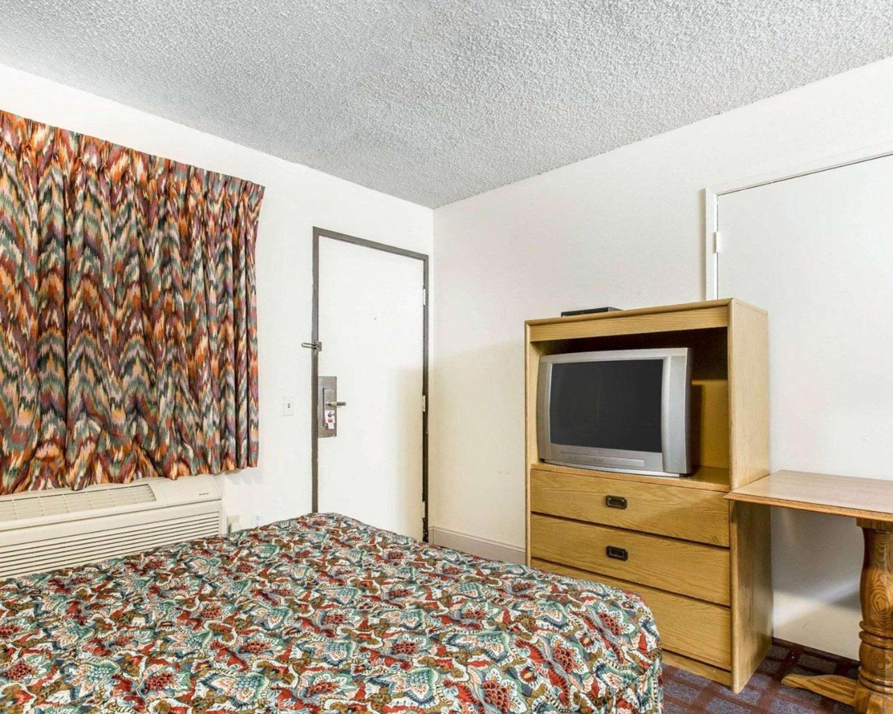 Rodeway Wildwood Motel Mammoth Lakes
